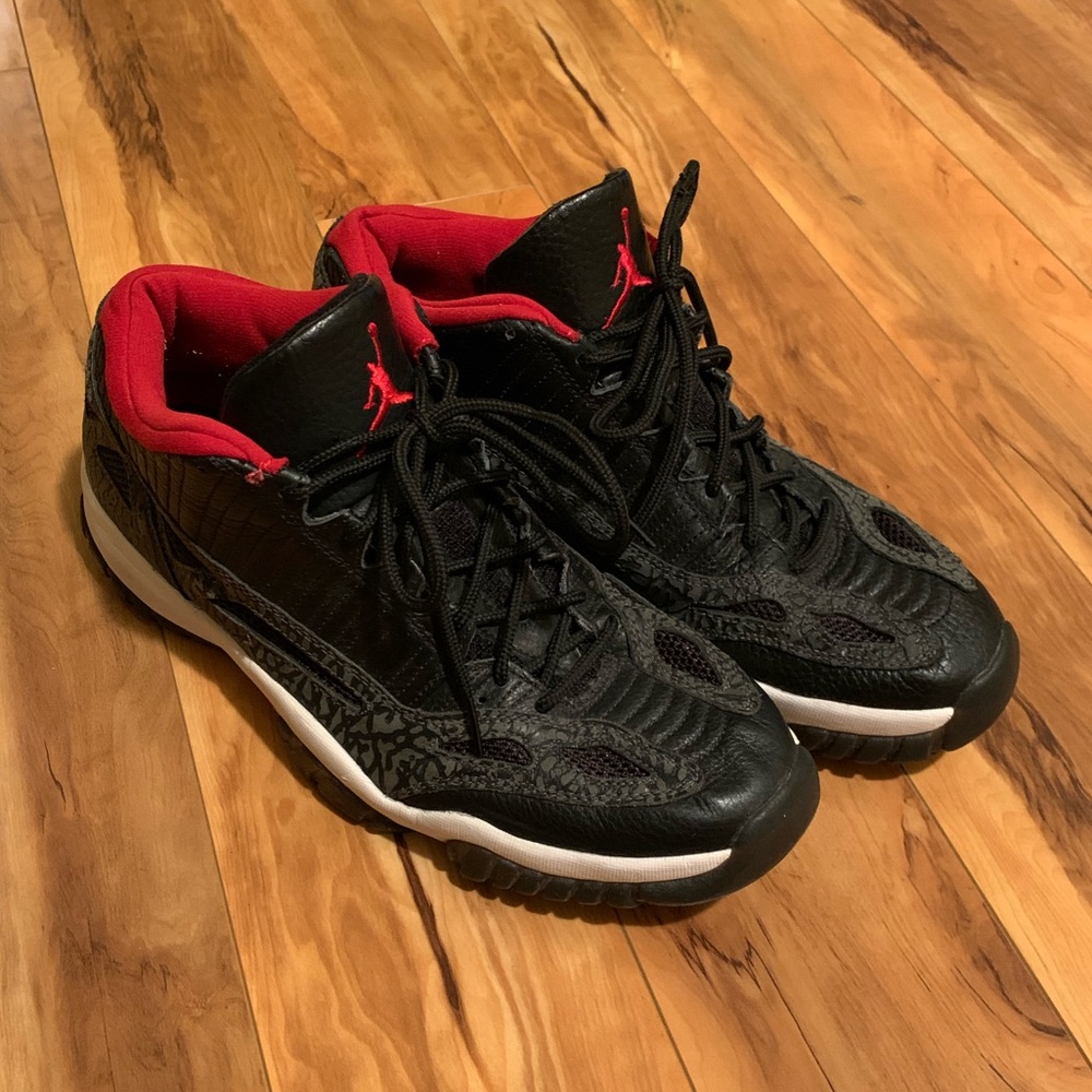 Nike Air Jordan XI Lows - 2004 Retro Men’s Size 12